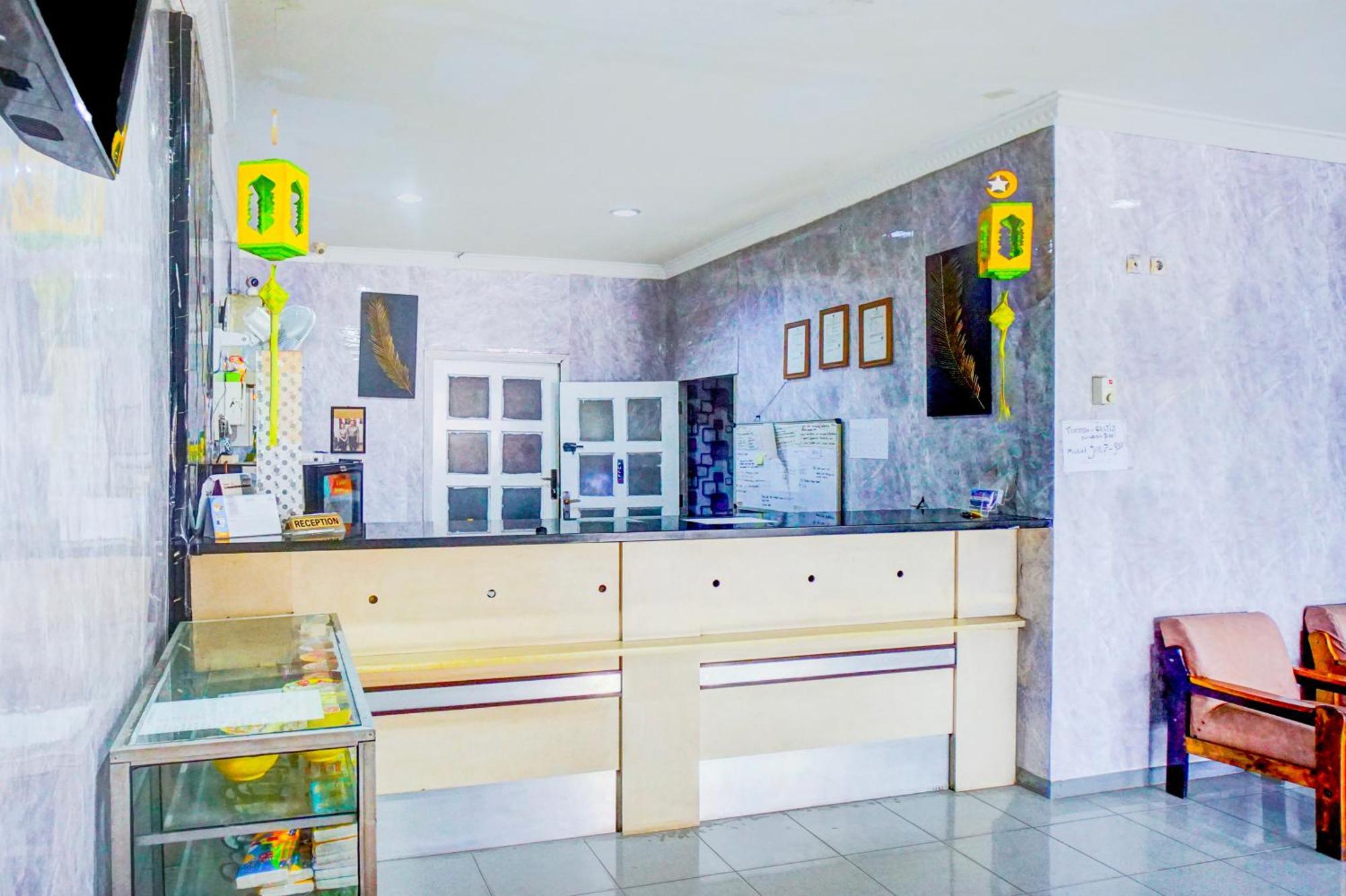 Hotel O Asyaffirah Near Masjid Raya Al Mashun Sm Raja Medan Esterno foto
