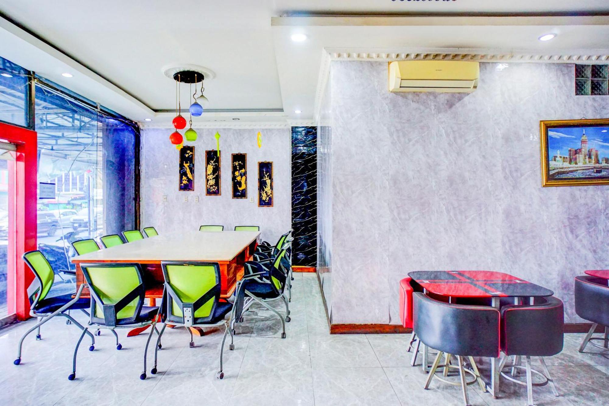 Hotel O Asyaffirah Near Masjid Raya Al Mashun Sm Raja Medan Esterno foto